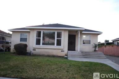 Main picture of 5003 Faust Ave