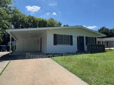 Main picture of 1818 Somerset Ave