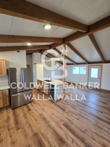 Main picture of 2022 E Alder St