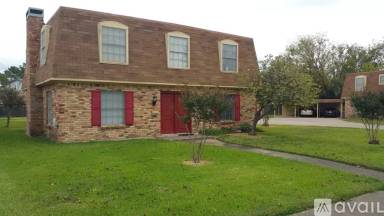 Main picture of 1907 W Shields Dr