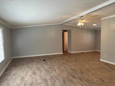 Main picture of 120 E 1st Pl