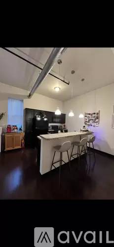 Main picture of 602 N Queen St