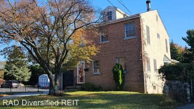 Main picture of 487 Wigard Ave