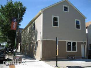 Main picture of 1001 W Cullerton St