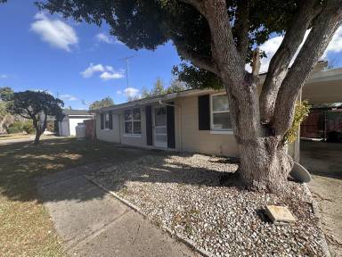 Main picture of 14491 SW 41st Avenue Rd