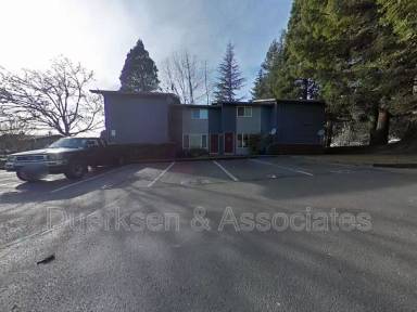 Main picture of 953 NW Oak Ave
