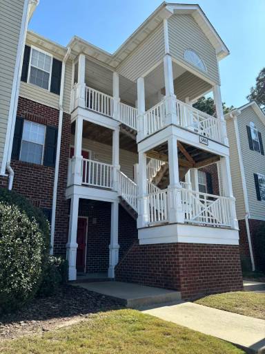 Main picture of 382 Bubble Creek Ct