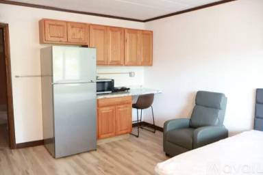 Main picture of 413 S Main St