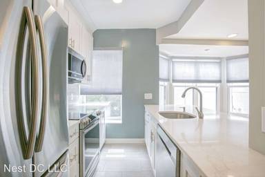 Main picture of Madrid Condominiums.