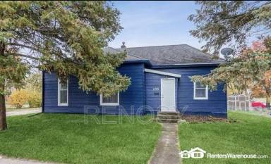 Main picture of 105 E 3rd Ave