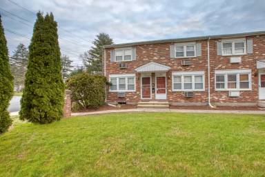 Main picture of 43 Hiltbrand Rd