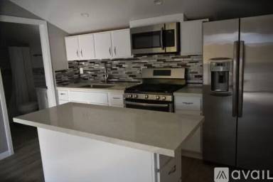 Main picture of 16661 Horace St