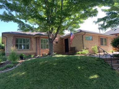 Main picture of 1074 Bonnie Brae Blvd