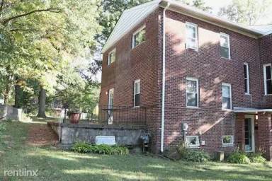 Main picture of 14 Chalmers Ln