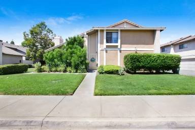 Main picture of 3221 Triumph Ln