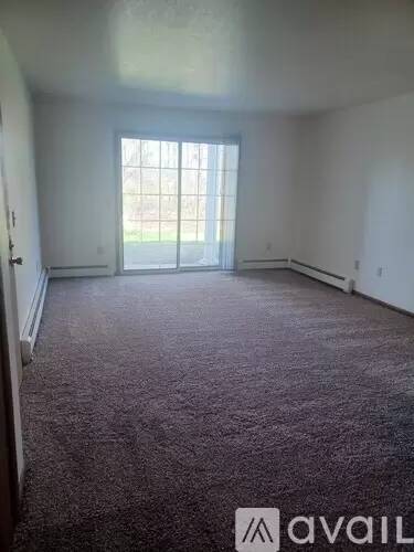 Main picture of 1076 Gateway Dr