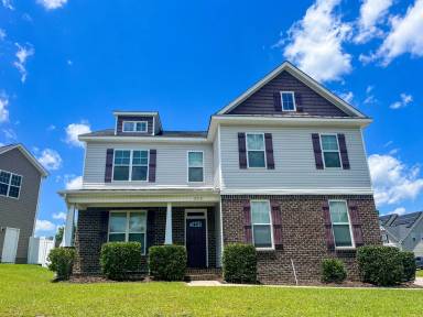Main picture of 260 Trenton Pl