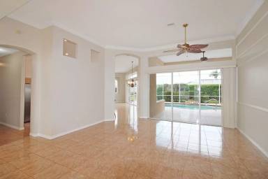 Main picture of 686 May Apple Way