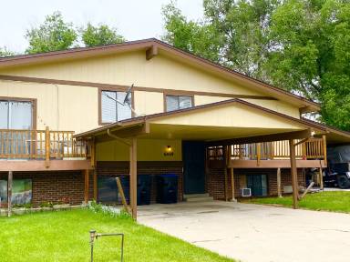 Main picture of 6069 Jay St