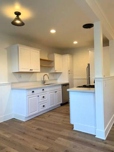 Main picture of 1416 Bath St