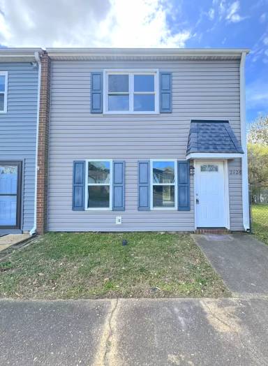Main picture of 2136 Kimball Cir