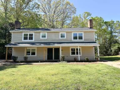Main picture of 7842 Briardale Dr