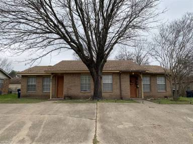 Main picture of 311 Columbia Ct