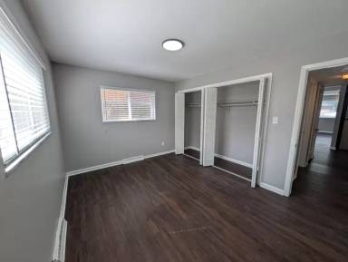 Main picture of 110 Cromwell Pl