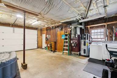 Main picture of 1087 Littlefield Rd