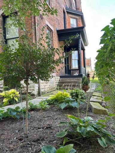 Main picture of 1337 Scott St