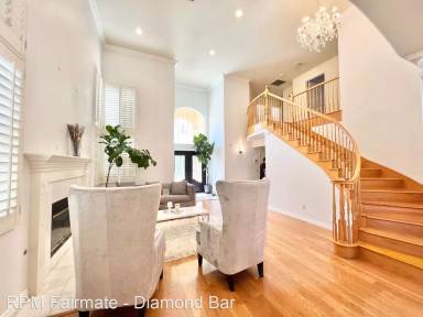 Main picture of 1736 Jennifer Pl