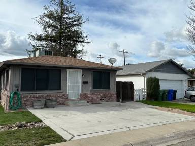 Main picture of 302 Park Ave