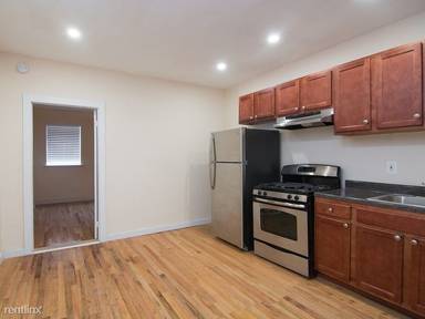 Main picture of 2350 Pacific St