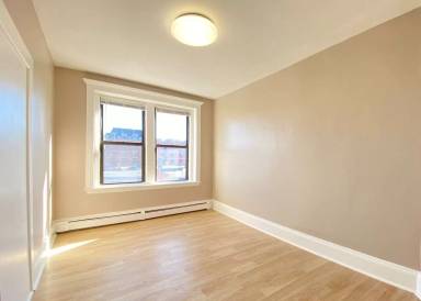 Main picture of 124 Central Ave