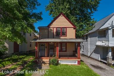 Main picture of 1974 W 93rd St