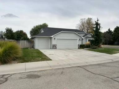 Main picture of 1124 S Ruler Ave