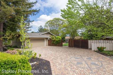 Main picture of 1850 Del Rio Dr