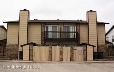 Main picture of 3005 Lake Rd