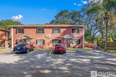 Main picture of 7802 Colonial Club Ct