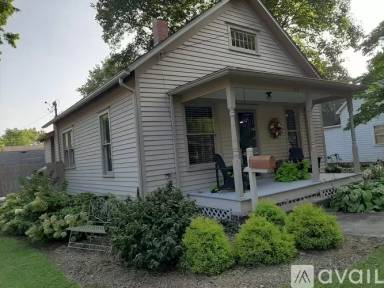 Main picture of 719 E High St