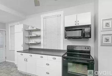 Main picture of 5942 Clayton Ave