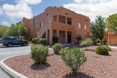 Main picture of 726 Hardy Way