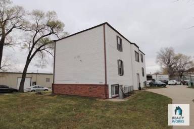 Main picture of 2252 W St