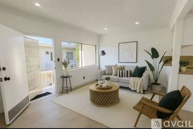 Main picture of 1712 N Kingsley Dr