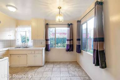Main picture of 3757 Glendon Ave