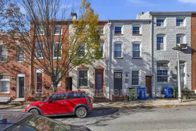 Main picture of 232 S Castle St