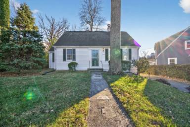 Main picture of 4556 S Chelsea Ln