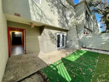 Main picture of 3103 Eisenhauer Rd