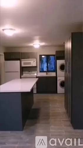 Main picture of 317 NW 16th Ave