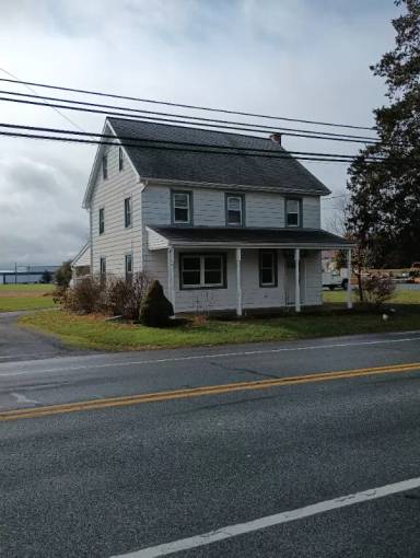 Main picture of 1830 W Main St